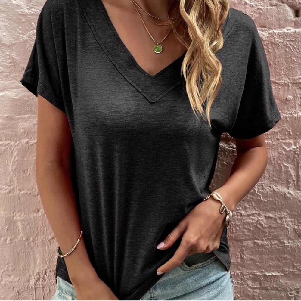 Cozy V neck Dolman Sleeve Loose Fit Top size 4 NWOT